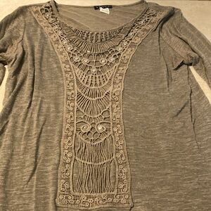 Venus brand size M long sleeve olive green top